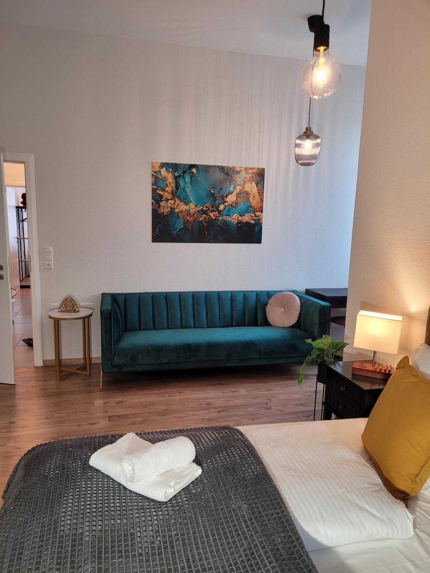T21 - Apartment Direkt Im Zentrum Mit Parkplatz Chemnitz Extérieur photo