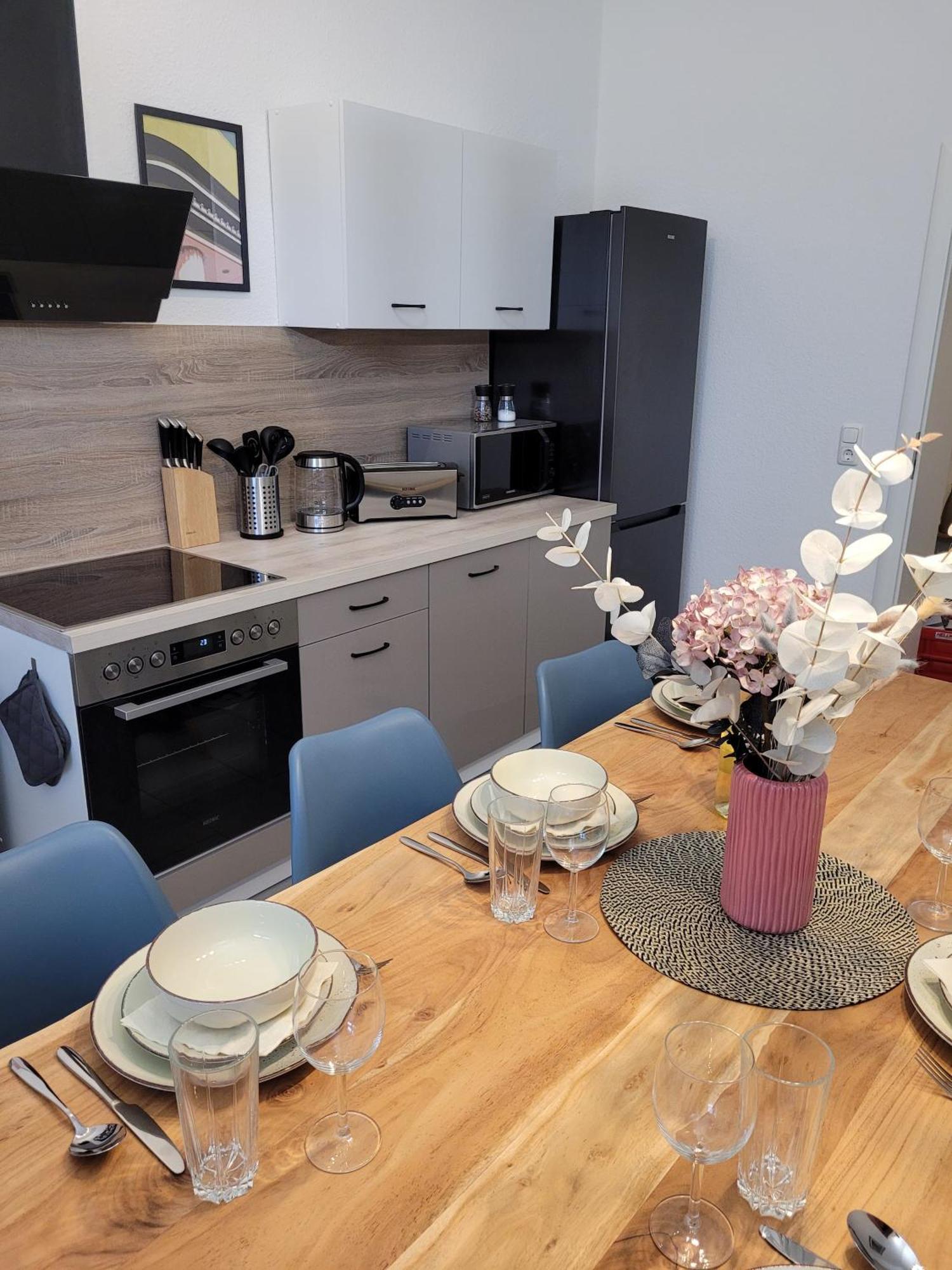 T21 - Apartment Direkt Im Zentrum Mit Parkplatz Chemnitz Extérieur photo