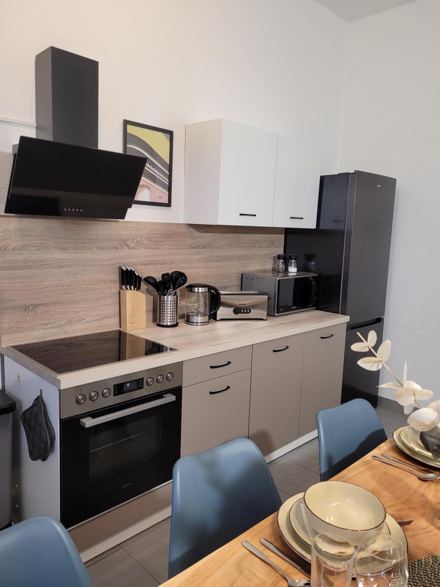T21 - Apartment Direkt Im Zentrum Mit Parkplatz Chemnitz Extérieur photo
