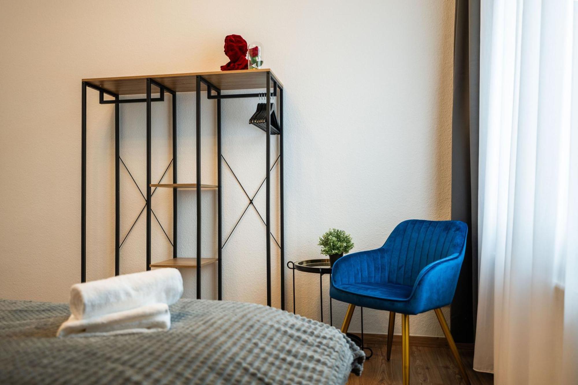 T21 - Apartment Direkt Im Zentrum Mit Parkplatz Chemnitz Extérieur photo