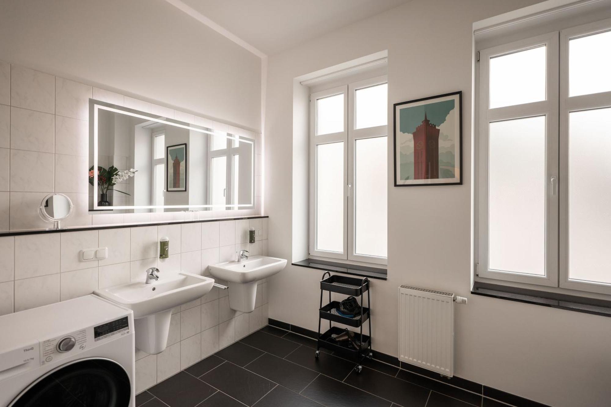 T21 - Apartment Direkt Im Zentrum Mit Parkplatz Chemnitz Extérieur photo