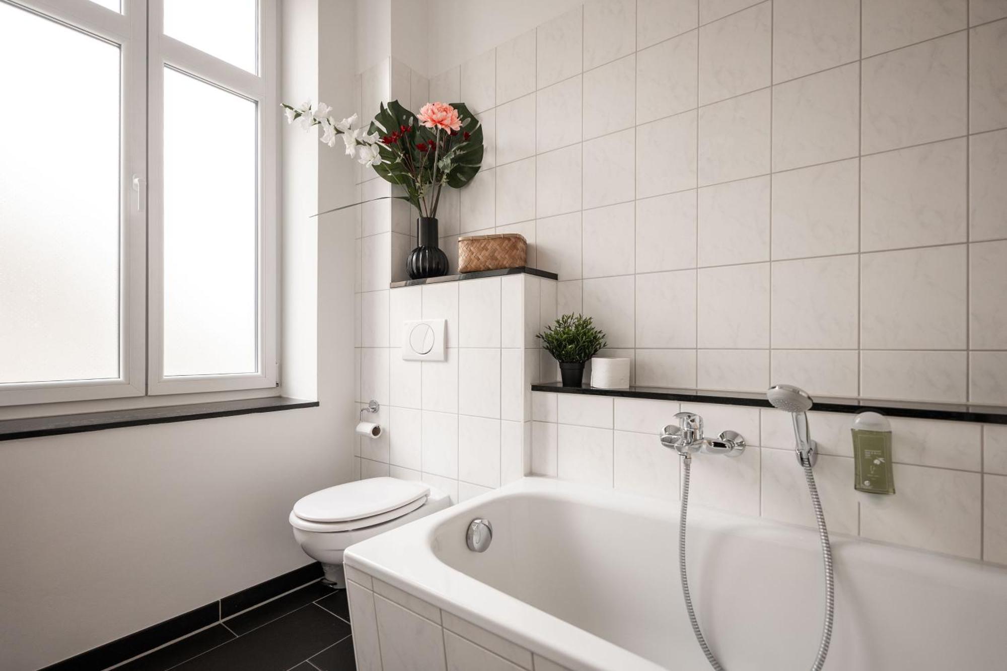 T21 - Apartment Direkt Im Zentrum Mit Parkplatz Chemnitz Extérieur photo